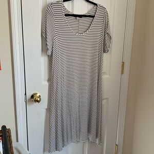 French Atmosphere 2x short sleeve striped dress ptp 23” length 40”